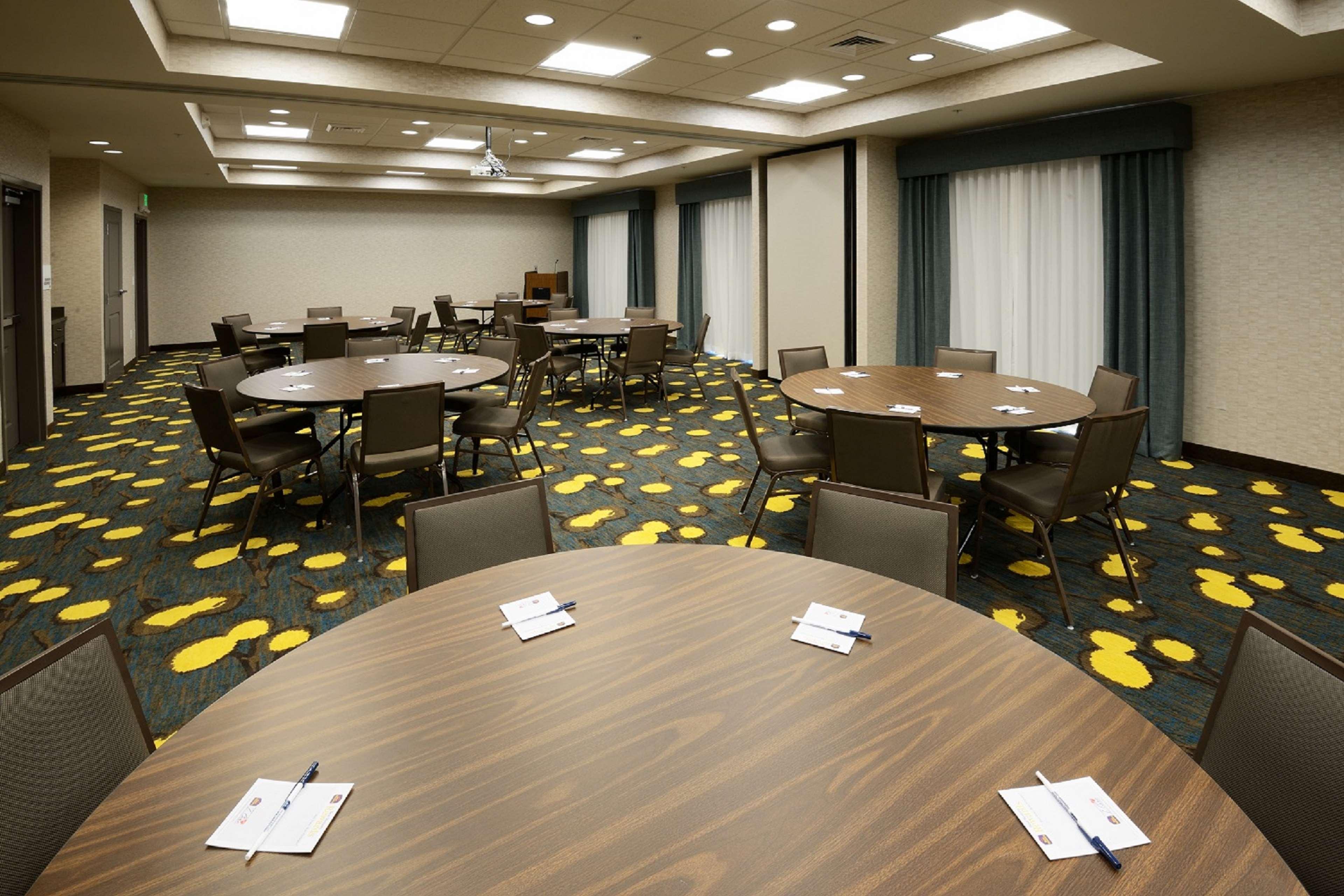 Best Western Plus Dayton Экстерьер фото
