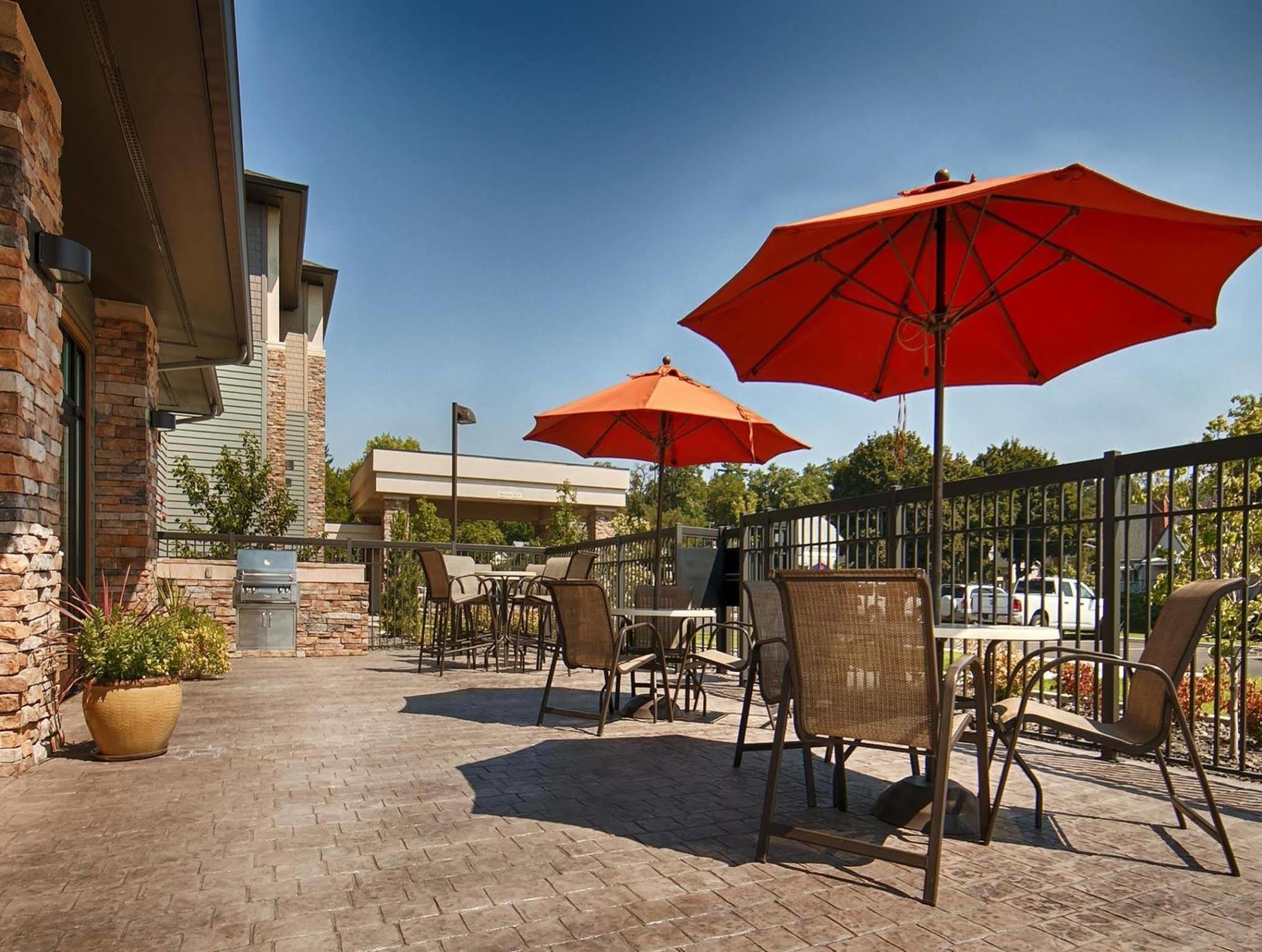 Best Western Plus Dayton Экстерьер фото