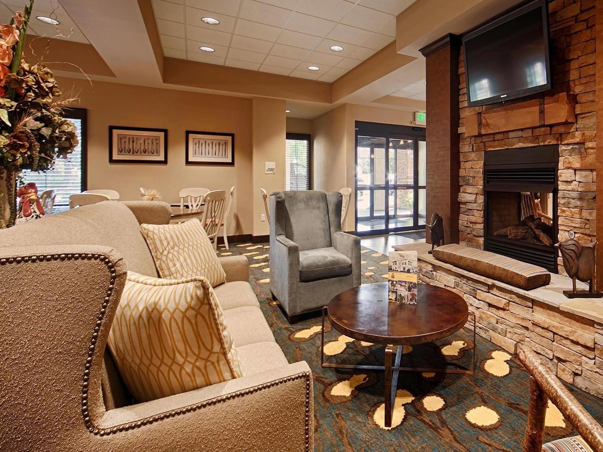 Best Western Plus Dayton Экстерьер фото